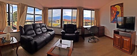 Casa Reflejos City View