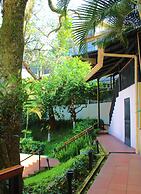 Casa Reflejos City View