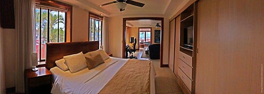 Casa Reflejos City View