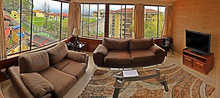 Casa Reflejos City View