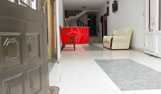 Hotel Chandelier Park