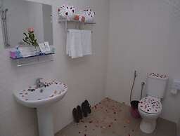 Taw Win Yadanar Hotel