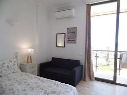 Apartamentos Puerto Marina