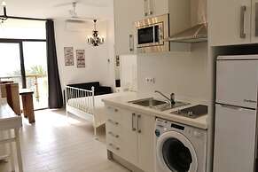 Apartamentos Puerto Marina