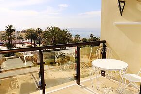 Apartamentos Puerto Marina