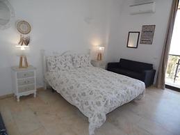 Apartamentos Puerto Marina