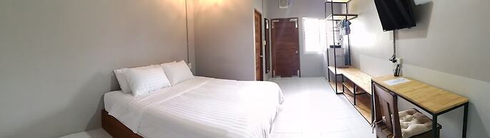 Siri Guesthouse at Suratthani