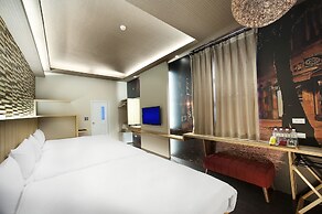 One Fukun Hotel