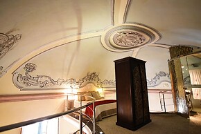 Salapolis Luxury Apartments