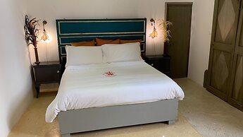 Salapolis Luxury Apartments