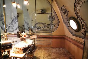 Salapolis Luxury Apartments