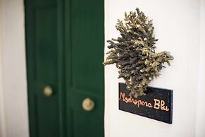 Salapolis Luxury Apartments