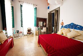 Salapolis Luxury Apartments