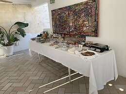 Salapolis Luxury Apartments