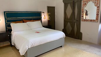 Salapolis Luxury Apartments