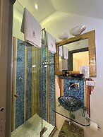 Salapolis Luxury Apartments