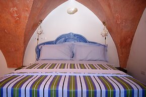 Salapolis Luxury Apartments