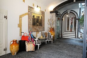 Salapolis Luxury Apartments