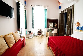 Salapolis Luxury Apartments