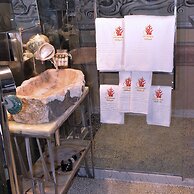 Salapolis Luxury Apartments