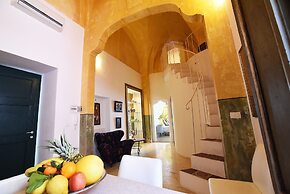 Salapolis Luxury Apartments