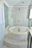 La Residence Flat Hotel