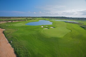 Acaya Golf Resort & SPA