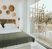 Herdade da Rocha Boutique Lodge