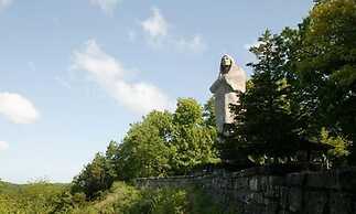 Chateau Lodge
