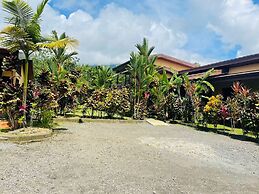 Aunty Arenal Lodge