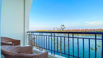 Riverside White House Hotel