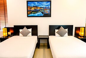 Riverside White House Hotel