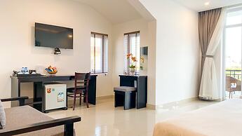 Riverside White House Hotel