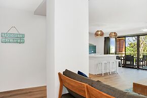 Lahaina Apartments