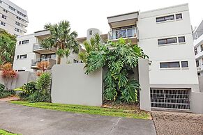 Lahaina Apartments
