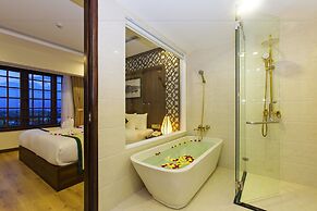 Ally Beach Boutique Hotel Hoian
