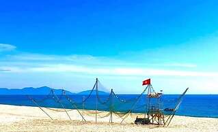 Ally Beach Boutique Hotel Hoian