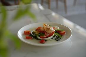 Ally Beach Boutique Hotel Hoian