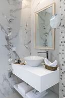 White Pearls Luxury Suites - Adults Only