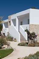 White Pearls Luxury Suites - Adults Only