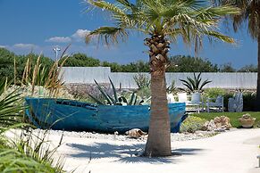 White Pearls Luxury Suites - Adults Only