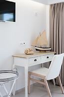 White Pearls Luxury Suites - Adults Only