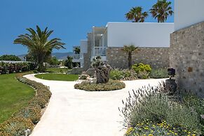 White Pearls Luxury Suites - Adults Only