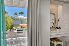 White Pearls Luxury Suites - Adults Only