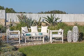 White Pearls Luxury Suites - Adults Only