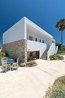 White Pearls Luxury Suites - Adults Only