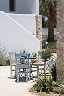 White Pearls Luxury Suites - Adults Only