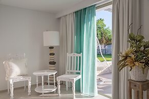 White Pearls Luxury Suites - Adults Only