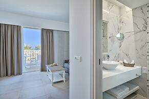 White Pearls Luxury Suites - Adults Only