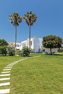 White Pearls Luxury Suites - Adults Only